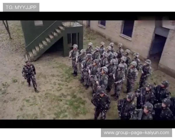 曼联队内小范围对抗训练：打造冠军之路的秘密武器